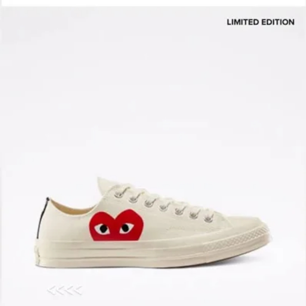 Sz 5 NIB Comme de Garcons sneakers